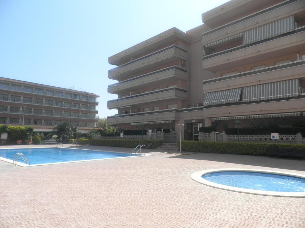 Rvhotels Apartamentos Ses Illes Blanes Dış mekan fotoğraf